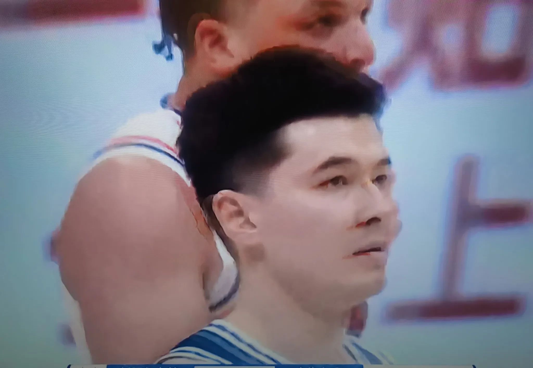 CBA季后赛倒计时,上海久事关键时刻手感冰凉,细节引发关注,赛场秩序良好,球队文化再被提及 CBA季后赛倒计时,上海久事关键时刻手感冰凉,细节引发关注,赛场秩序良好,球队文化再被提及