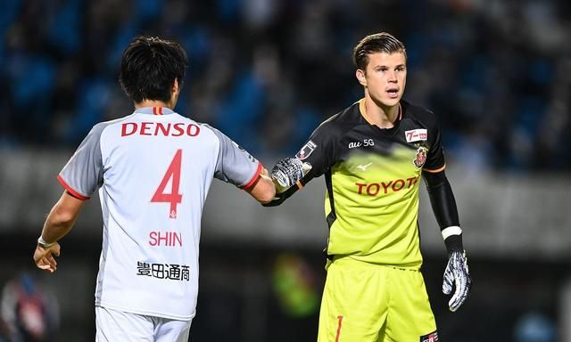 冲刺阶段突围战来临；布鲁克林篮网围绕法国杯完成体检；态度坚定；阵容厚度经受考验的简单介绍