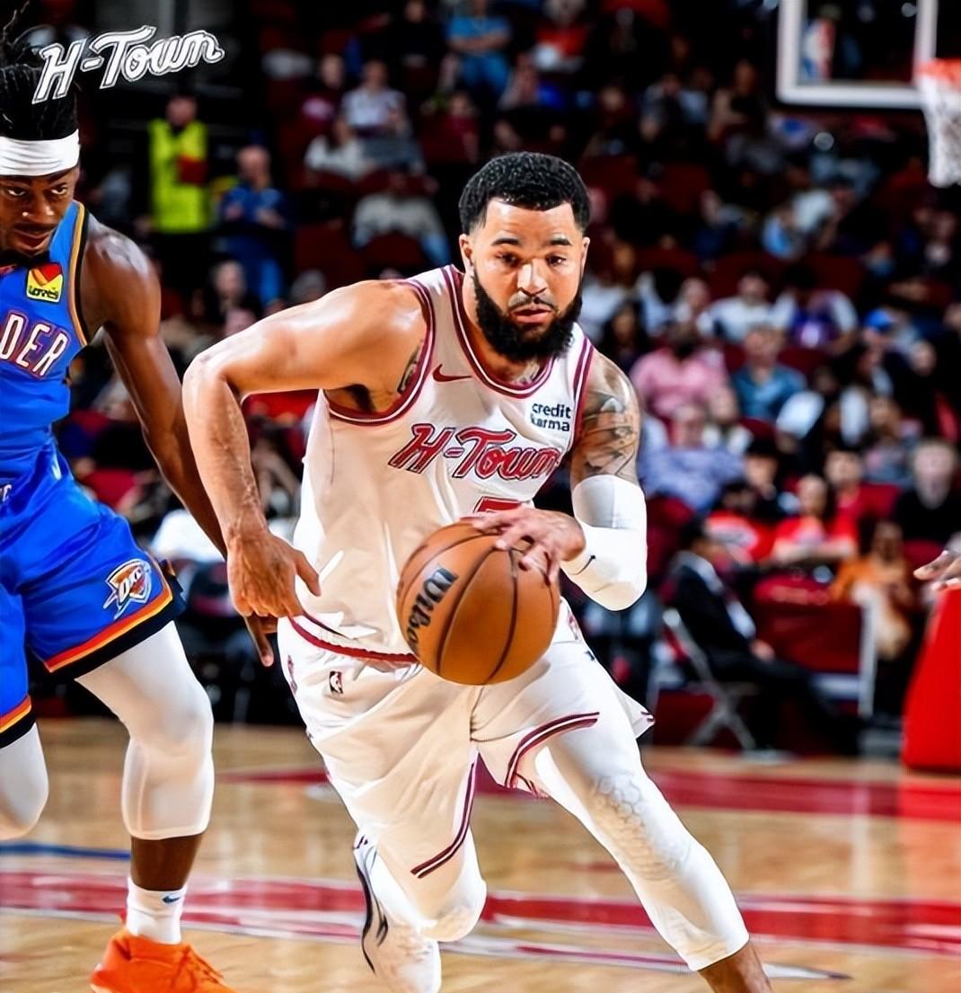 包含NBA总决赛赛程吃紧；纽约尼克斯清晨战术微调；质疑声仍在；球队文化再被提及的词条